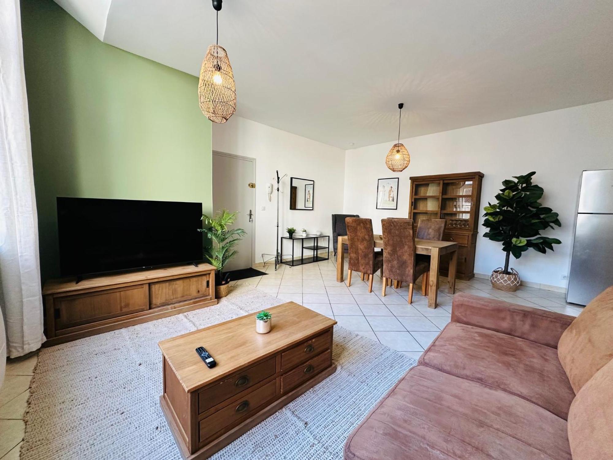 Champagne - Le Duplex - Le Loft - L'atelier - Le Cosy