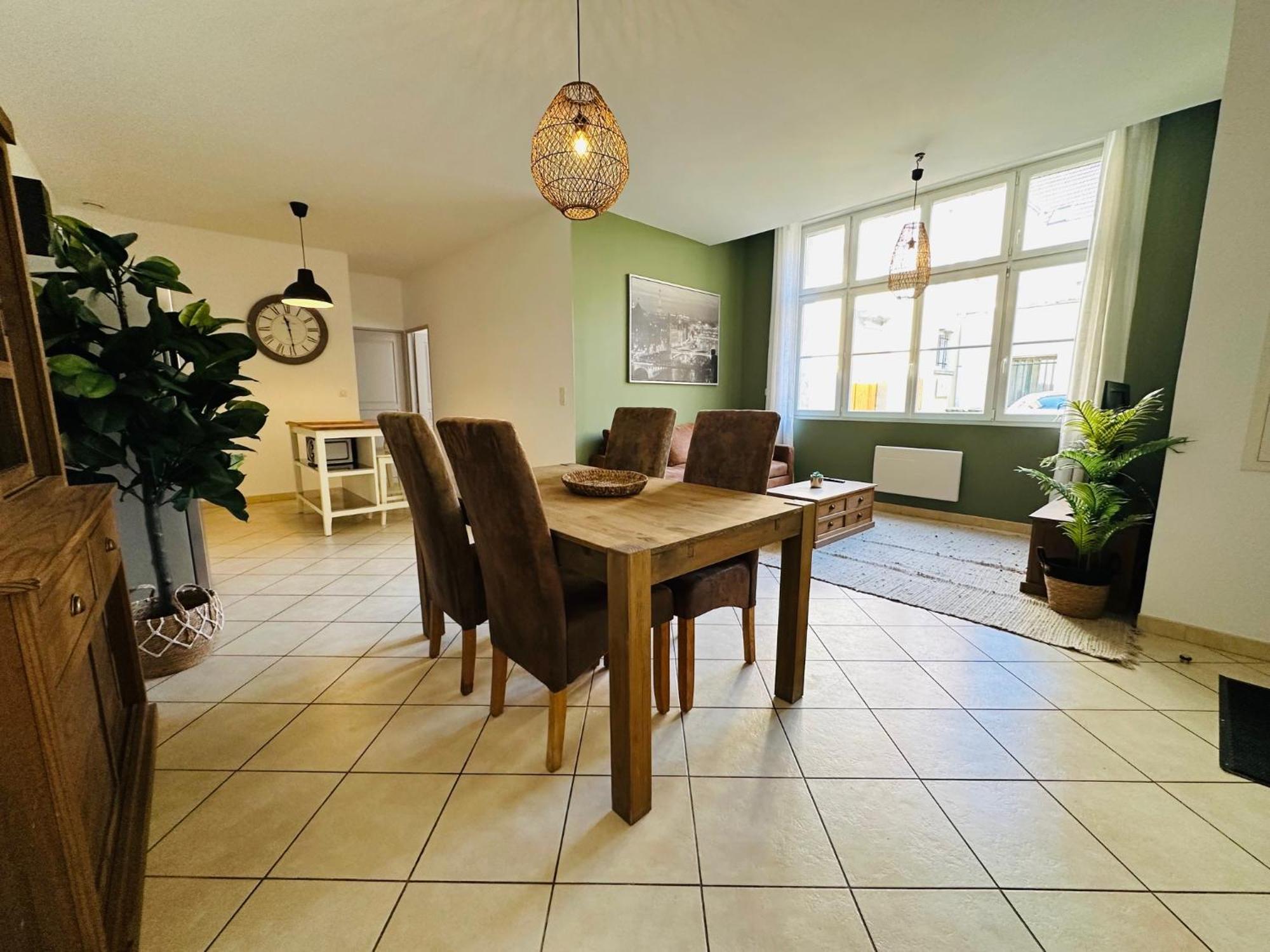 Champagne - Le Duplex - Le Loft - L'atelier - Le Cosy * Epernay